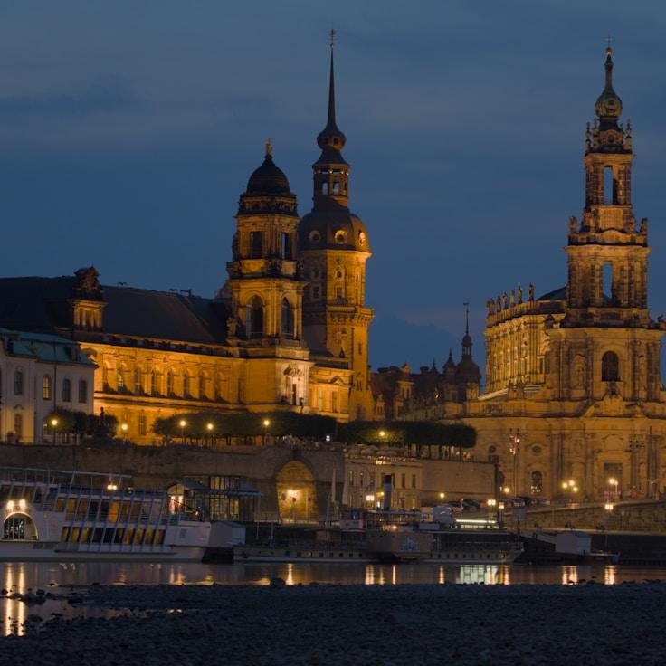 Outdoor terrace seating suitable for families in Boca Raton
